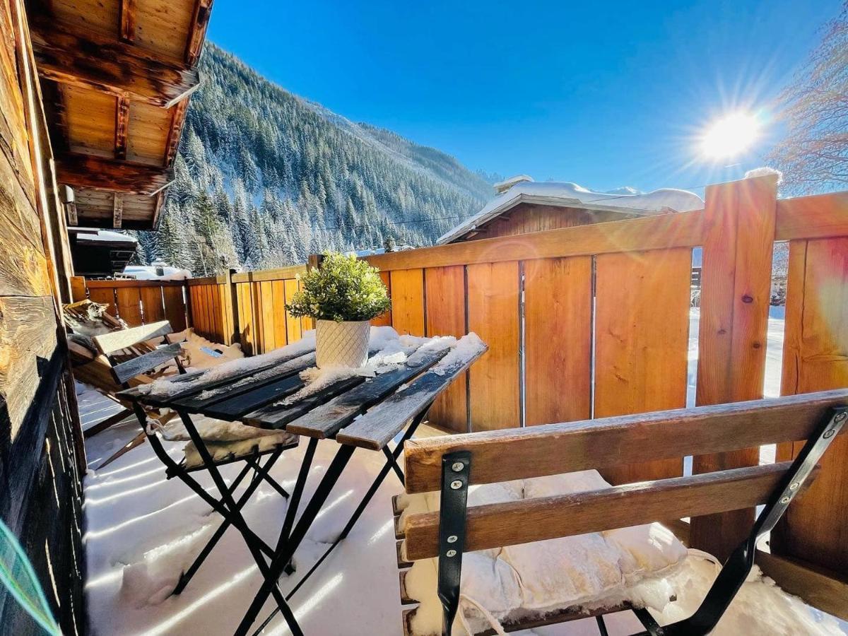 Chalet Le Petit Nicolas, Jacuzzi, Vue Mont Blanc 霞慕尼 外观 照片